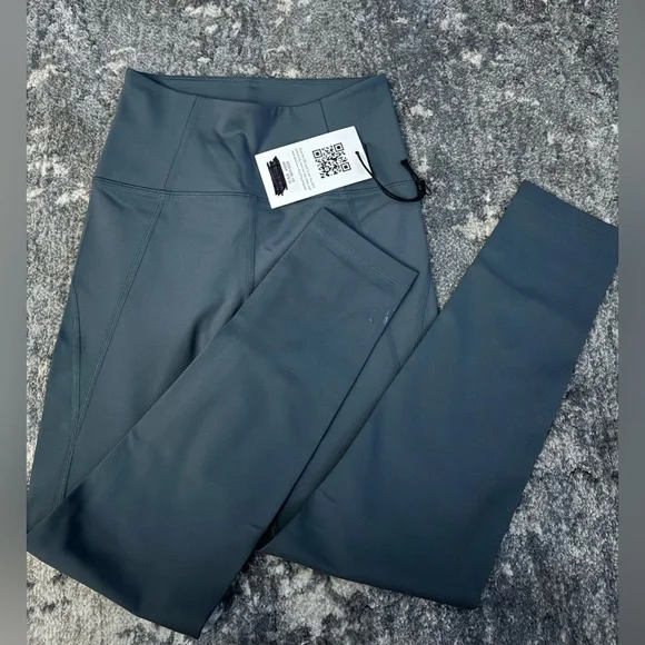 Girlfriend Collective gray leggings - Picture 3 of 5